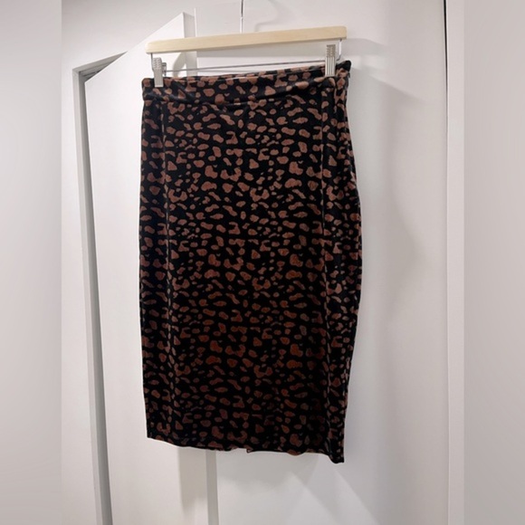 Velvet Leopard Print Midi Skirt - Picture 1 of 3